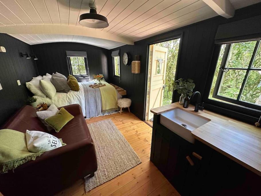 Cornwall Woodland Shepherd'S Hut - Dennis Hut Bodmin Eksteriør bilde